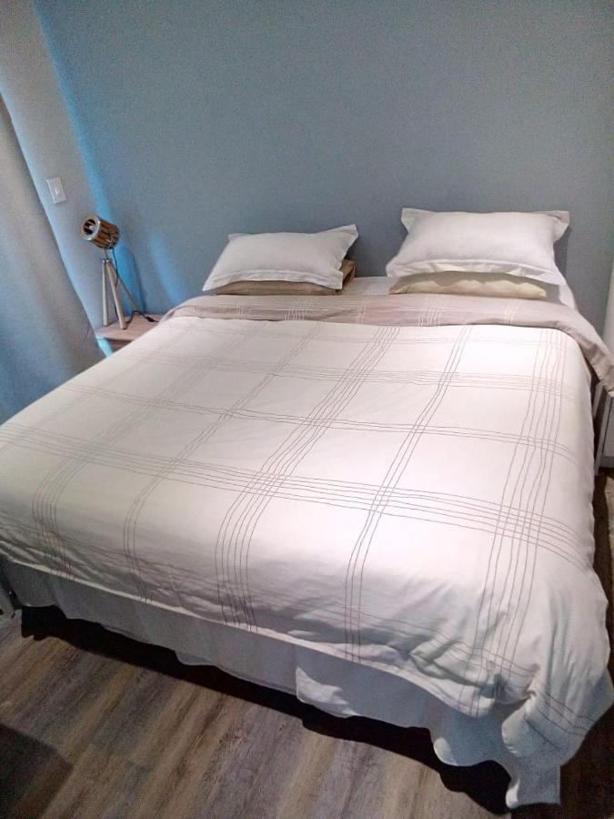 Rosebank Accommodation Йоханесбург Екстериор снимка