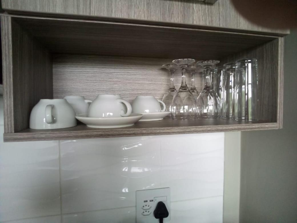 Rosebank Accommodation Йоханесбург Екстериор снимка
