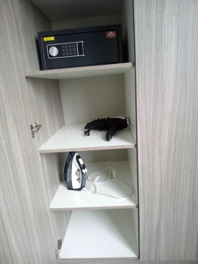 Rosebank Accommodation Йоханесбург Екстериор снимка