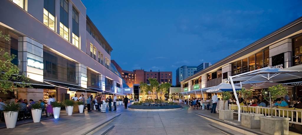 Rosebank Accommodation Йоханесбург Екстериор снимка