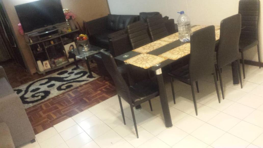 Rosebank Accommodation Йоханесбург Екстериор снимка