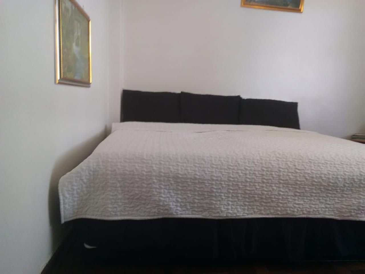 Rosebank Accommodation Йоханесбург Екстериор снимка